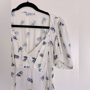 Cute midi dress from Stradivarius. Size M but fits like S.